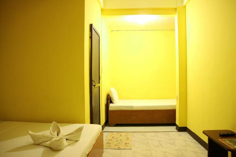 Hotel Simon's Heritage Resort