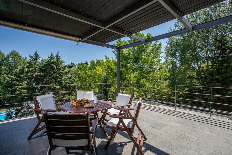 Sani Woods Apartments