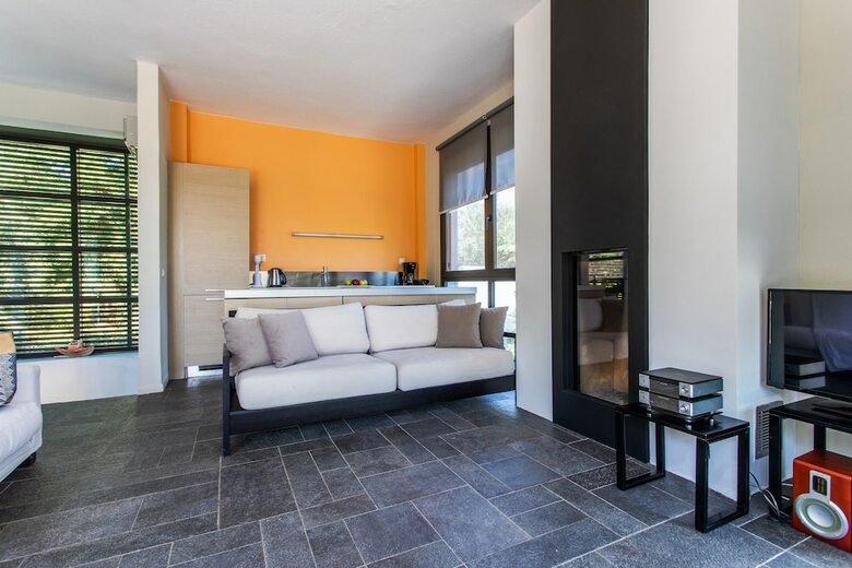 Sani Woods Apartments
