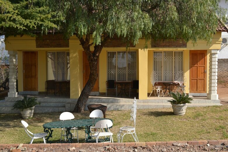 Hotel Kamogelo Guest House