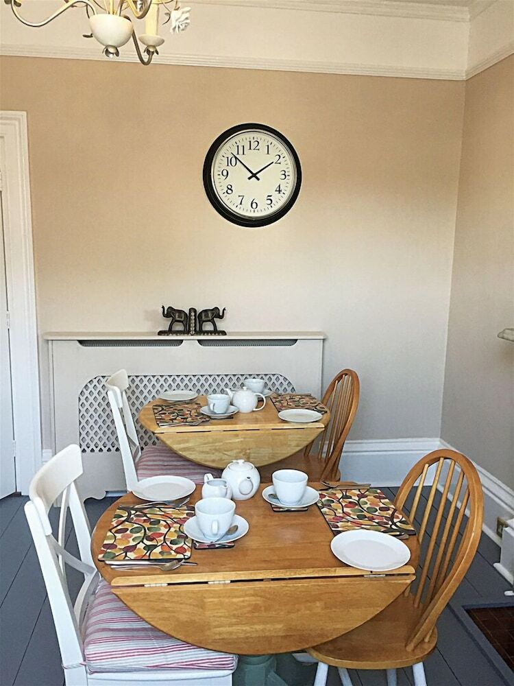 Bed & Breakfast Number29