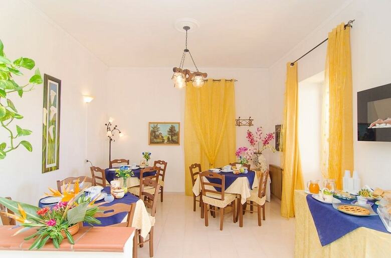 Villa Raffaela B&B