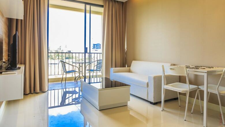 Lago Apartment