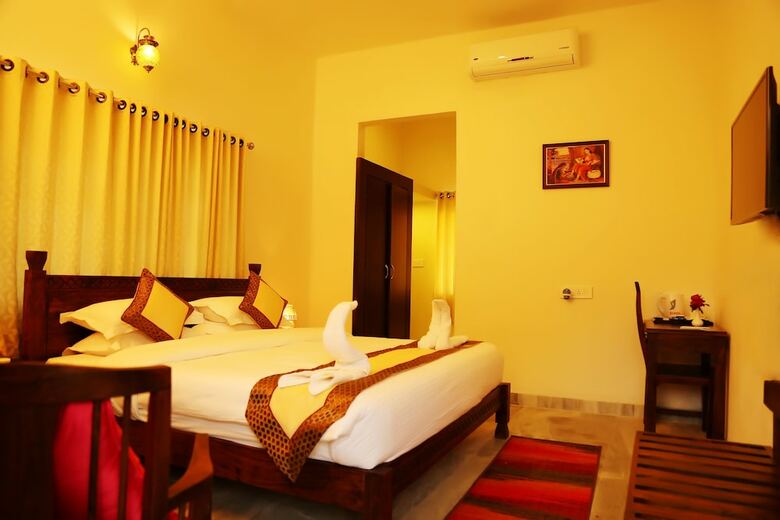 Hotel Atulya Niwas, Udaipur
