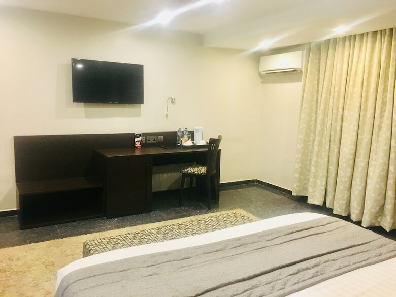 The Nook Hotel