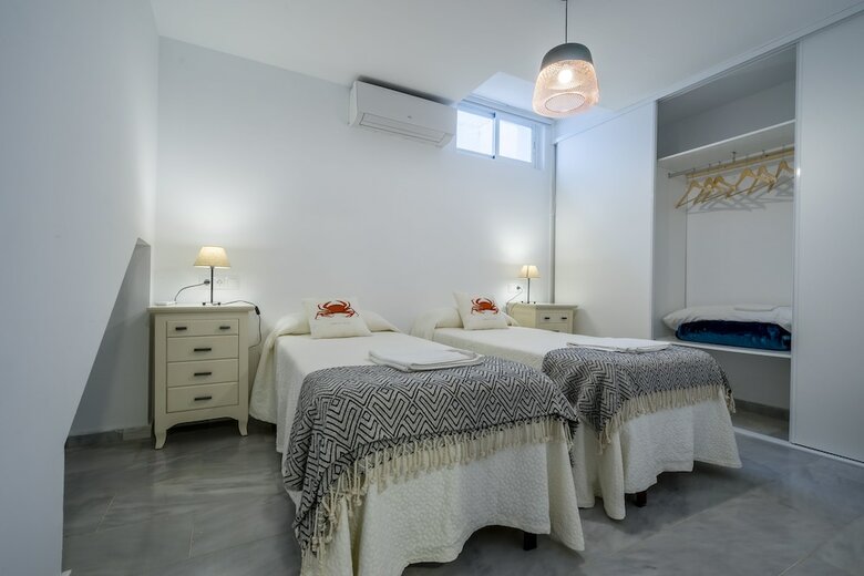 Apartamentos Cabopino House