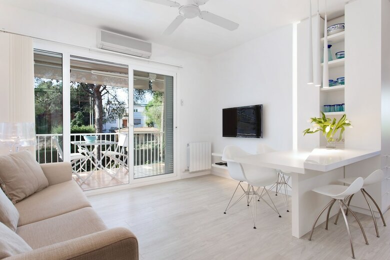 Apartamentos Sitges Blanc Subur