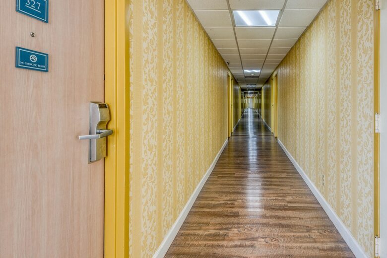 Motel Norcross Inn And Suites