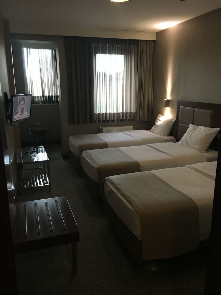 Mostar Hotel