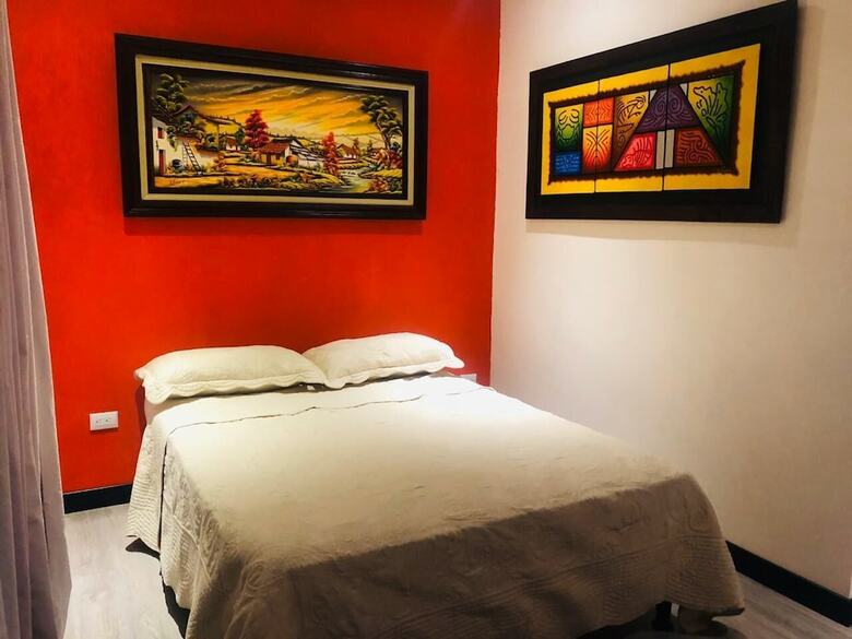 Hostal Millenium Manuel Antonio