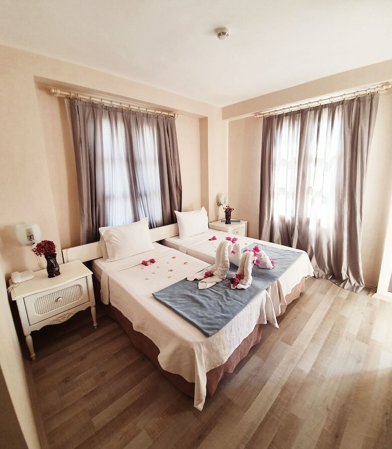 World City Alacati Hotel