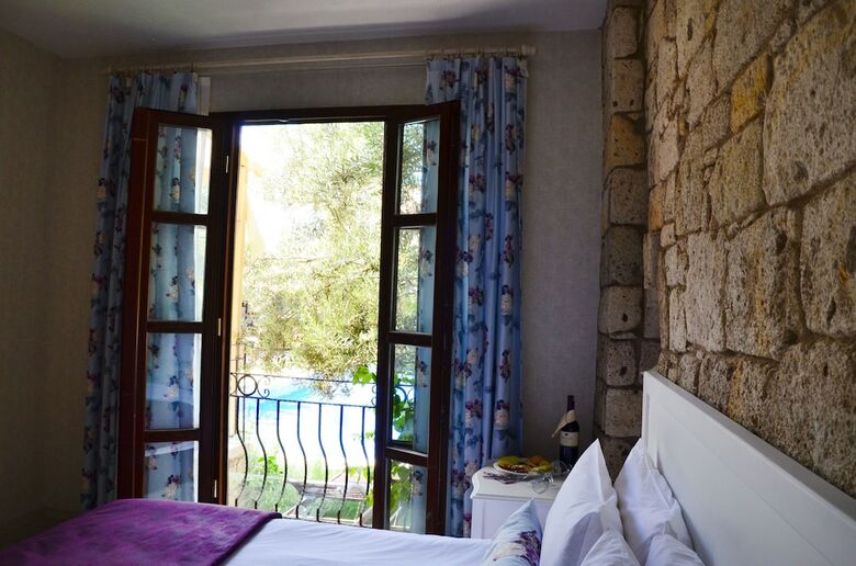 World City Alacati Hotel