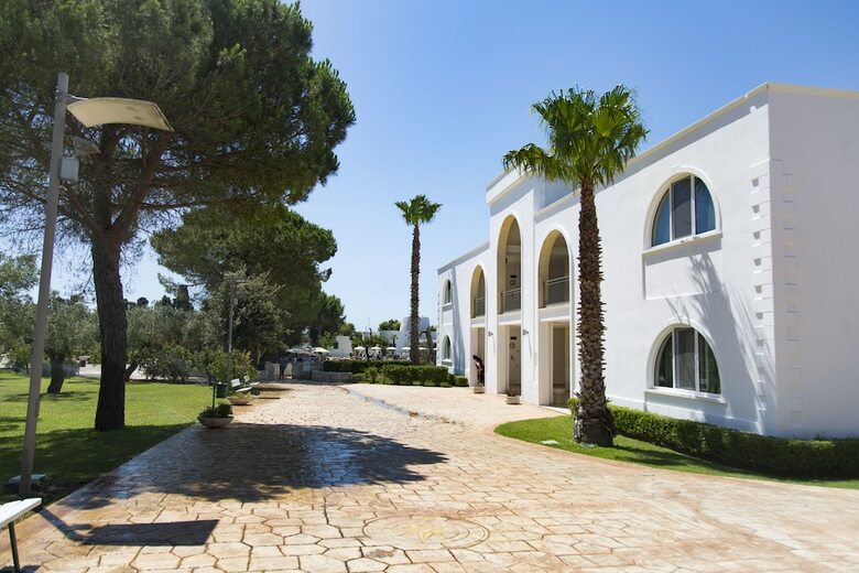 Hotel Dolmen Sport Resort
