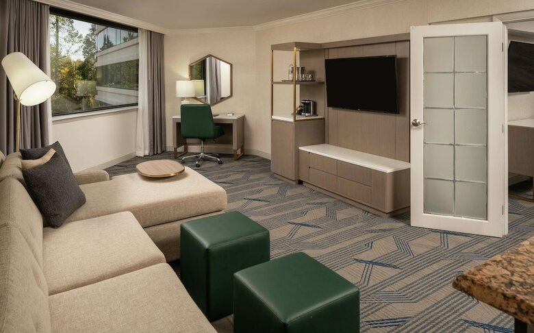 Hotel Hilton Durham Near Duke University