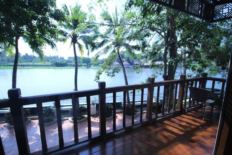 Hotel Rk Riverside Resort & Spa