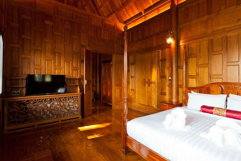 Hotel Rk Riverside Resort & Spa