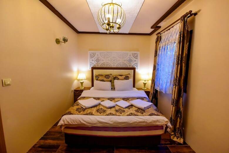 Ada Bungalow Hotel
