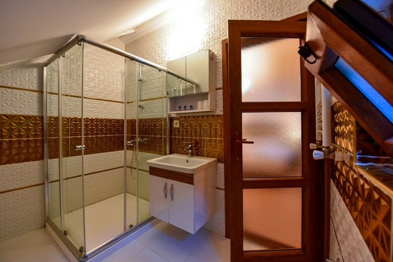 Ada Bungalow Hotel