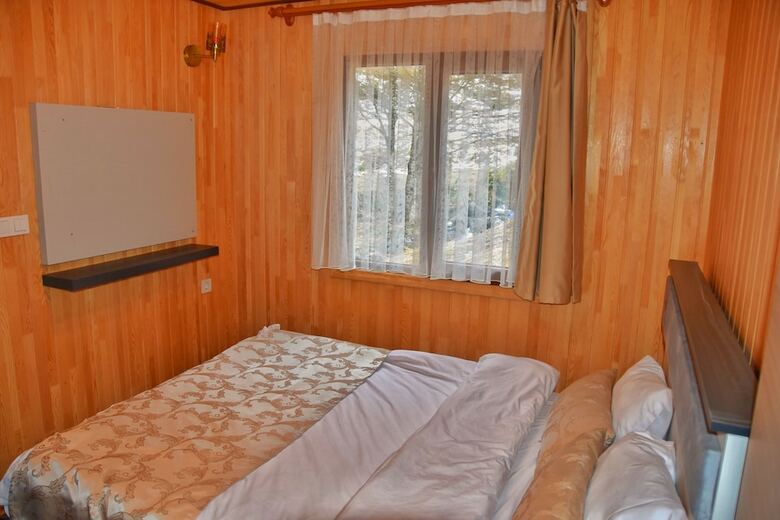 Ada Bungalow Hotel