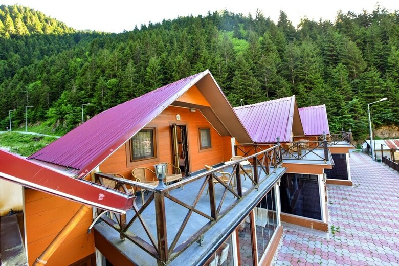 Ada Bungalow Hotel
