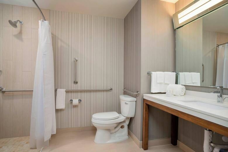 Hotel Courtyard By Marriott Niagara Falls Usa
