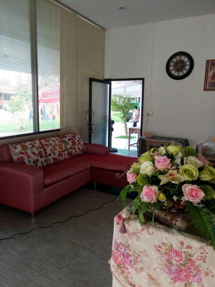 Hotel Khun Ohm Cha Am Resort