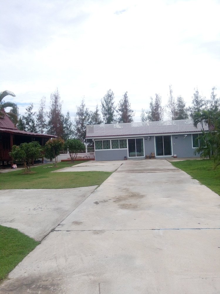 Hotel Khun Ohm Cha Am Resort