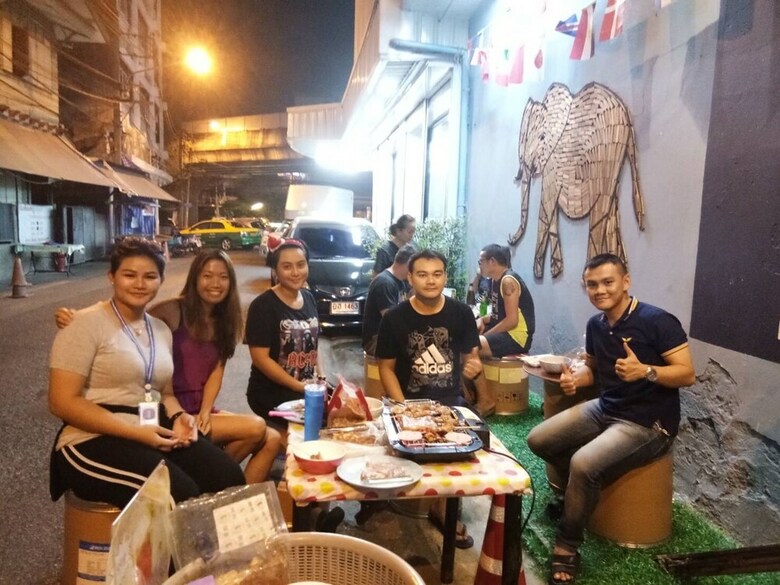 Hostal Zee Thai Hostel