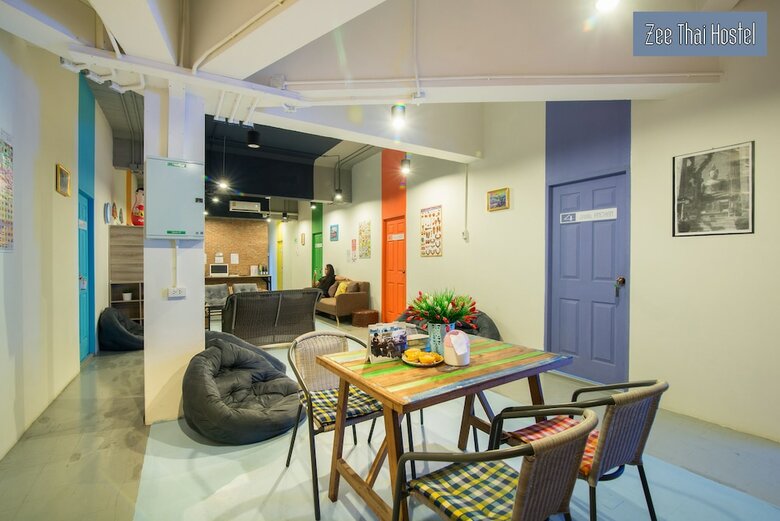 Hostal Zee Thai Hostel
