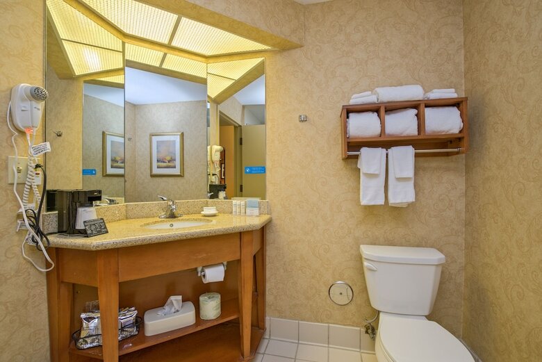 Hotel Hampton Inn By Hilton Concord/bow