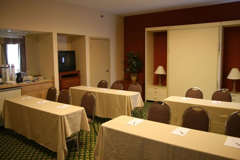 Hotel Hampton Inn By Hilton Concord/bow