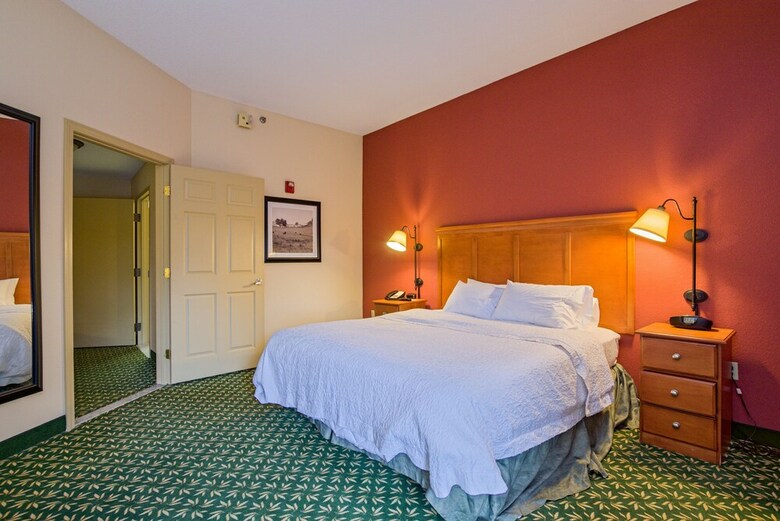 Hotel Hampton Inn By Hilton Concord/bow