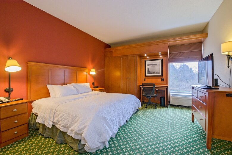 Hotel Hampton Inn By Hilton Concord/bow