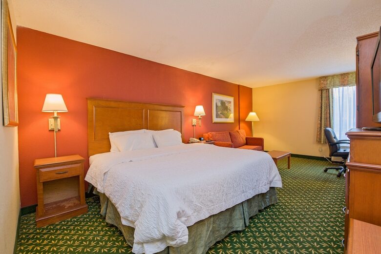 Hotel Hampton Inn By Hilton Concord/bow