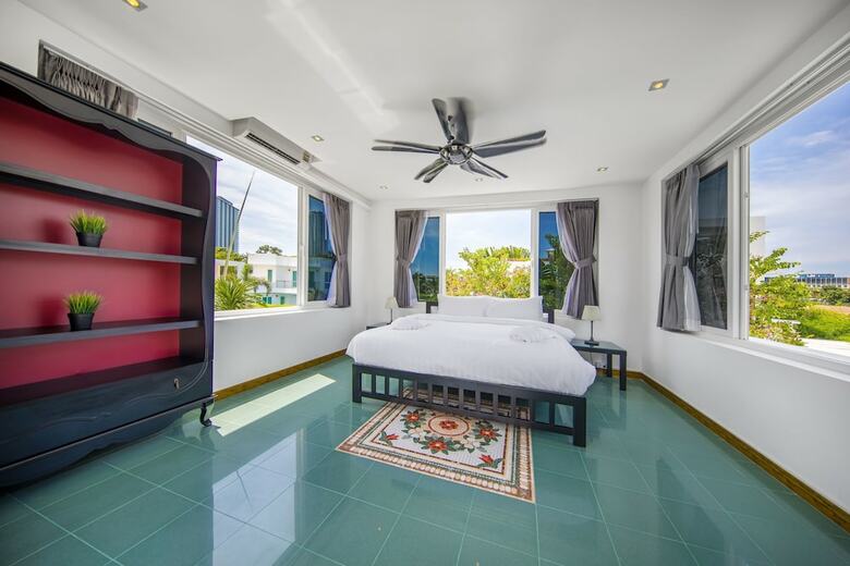 Best Villa Private Villa In Pattaya