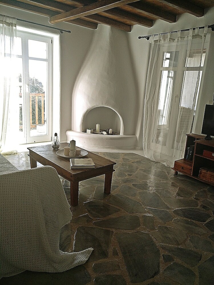 Apartamentos Ornos Suites