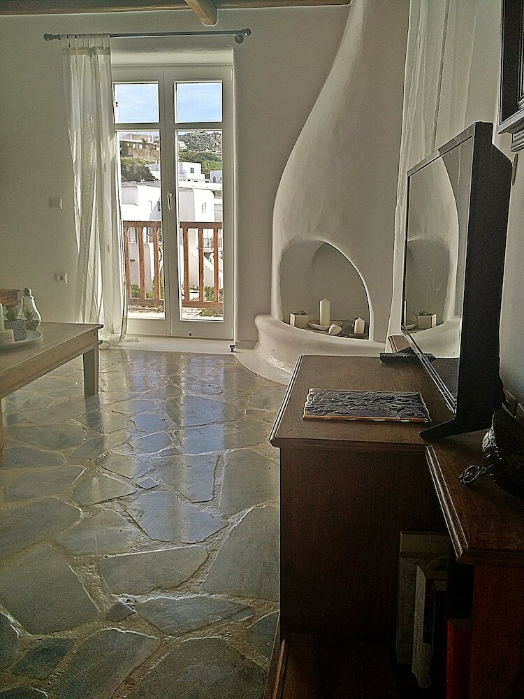 Apartamentos Ornos Suites