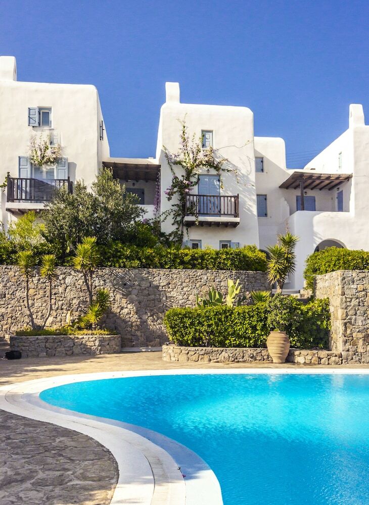 Apartamentos Ornos Suites