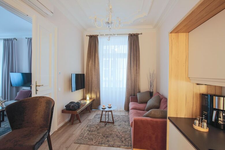 Apartamentos High Street Suites