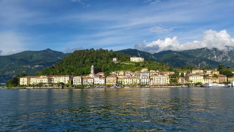Rodrigo Lakeside Apartments
