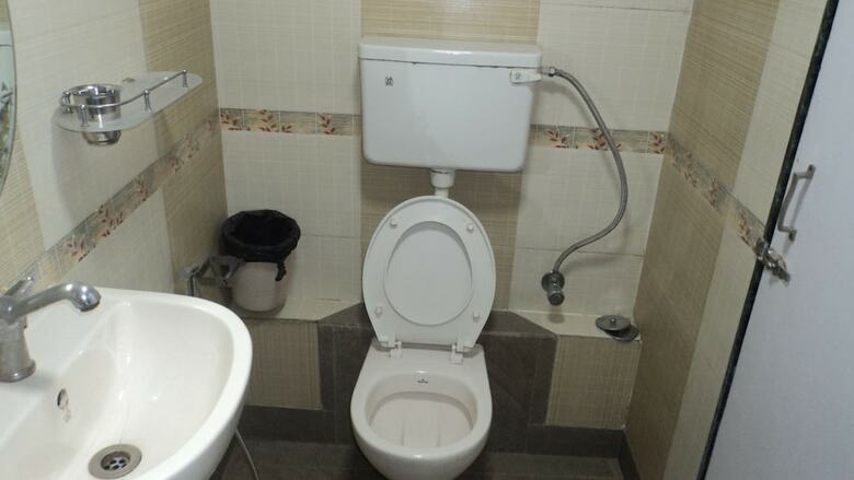 Benazeer Hotel