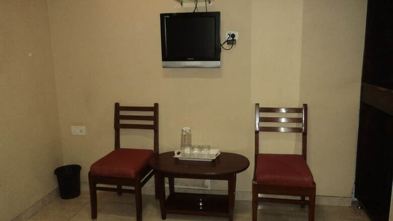 Benazeer Hotel