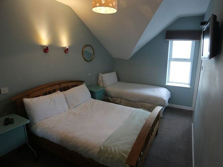 Hotel Rolling Wave Guesthouse
