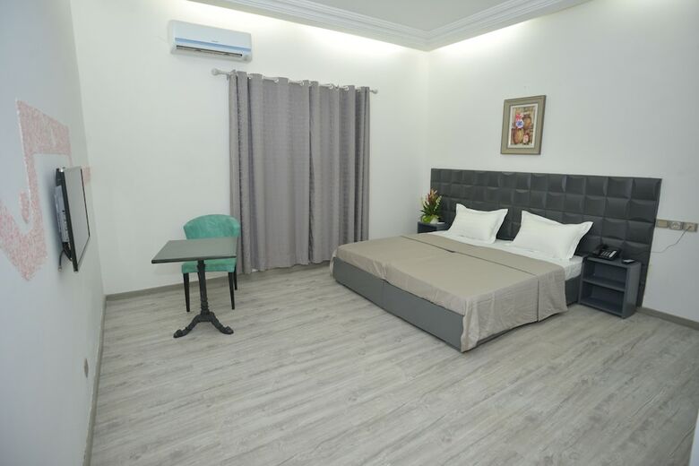 Jess Hotel Kpalim�