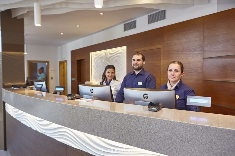 Hotel Galeria Thermal Be?e?ov�