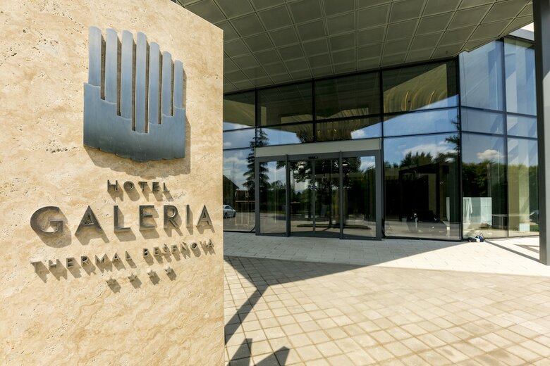 Hotel Galeria Thermal Be?e?ov�