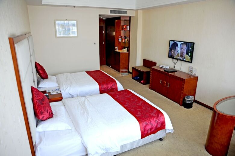 Dinis Business Hotel Kaiyuan Branch