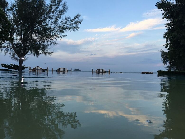 Apartamentos Away Baan Nub Kluen Beachfront At Huahin