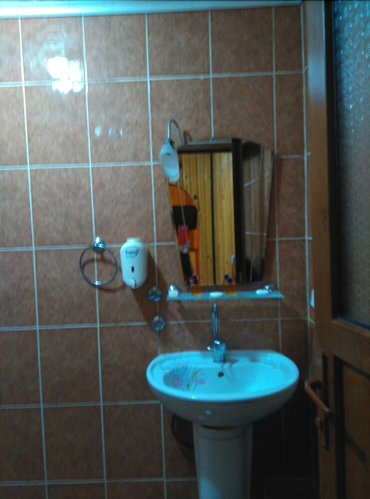 Sarahome Apart
