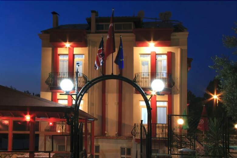 Grand World Hotel
